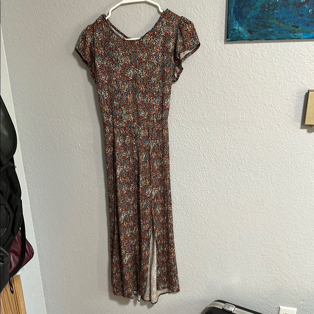 Lulus midi floral dress EUC